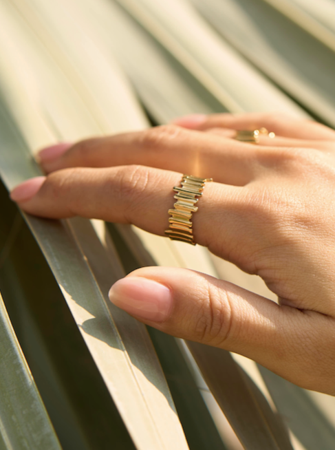 Gold piano ring