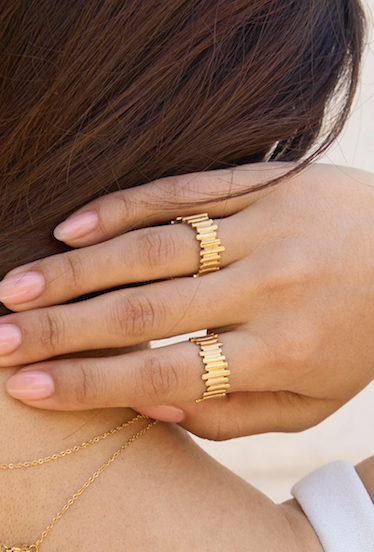 Gold piano ring