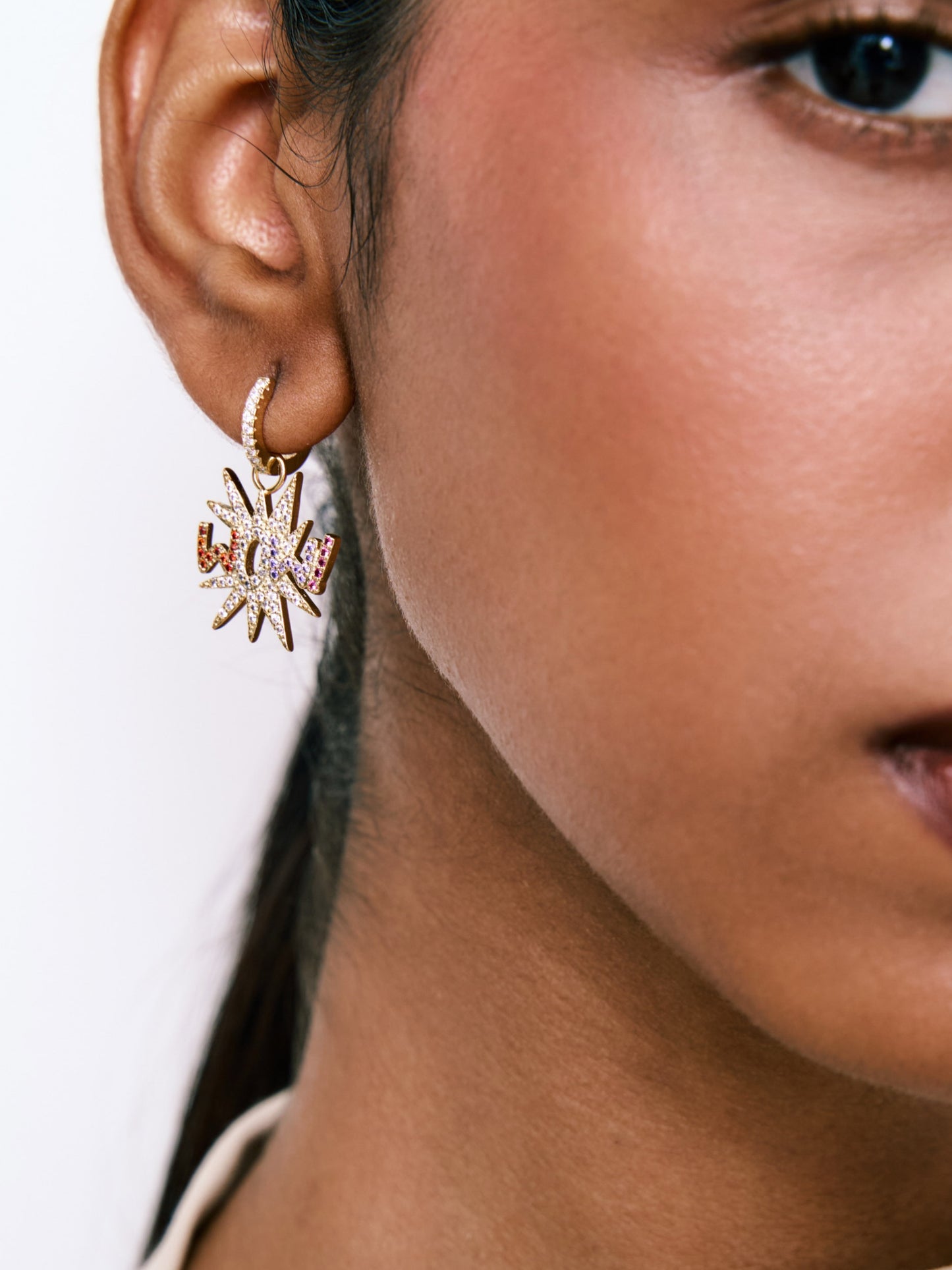 Earrings WOW w/stones