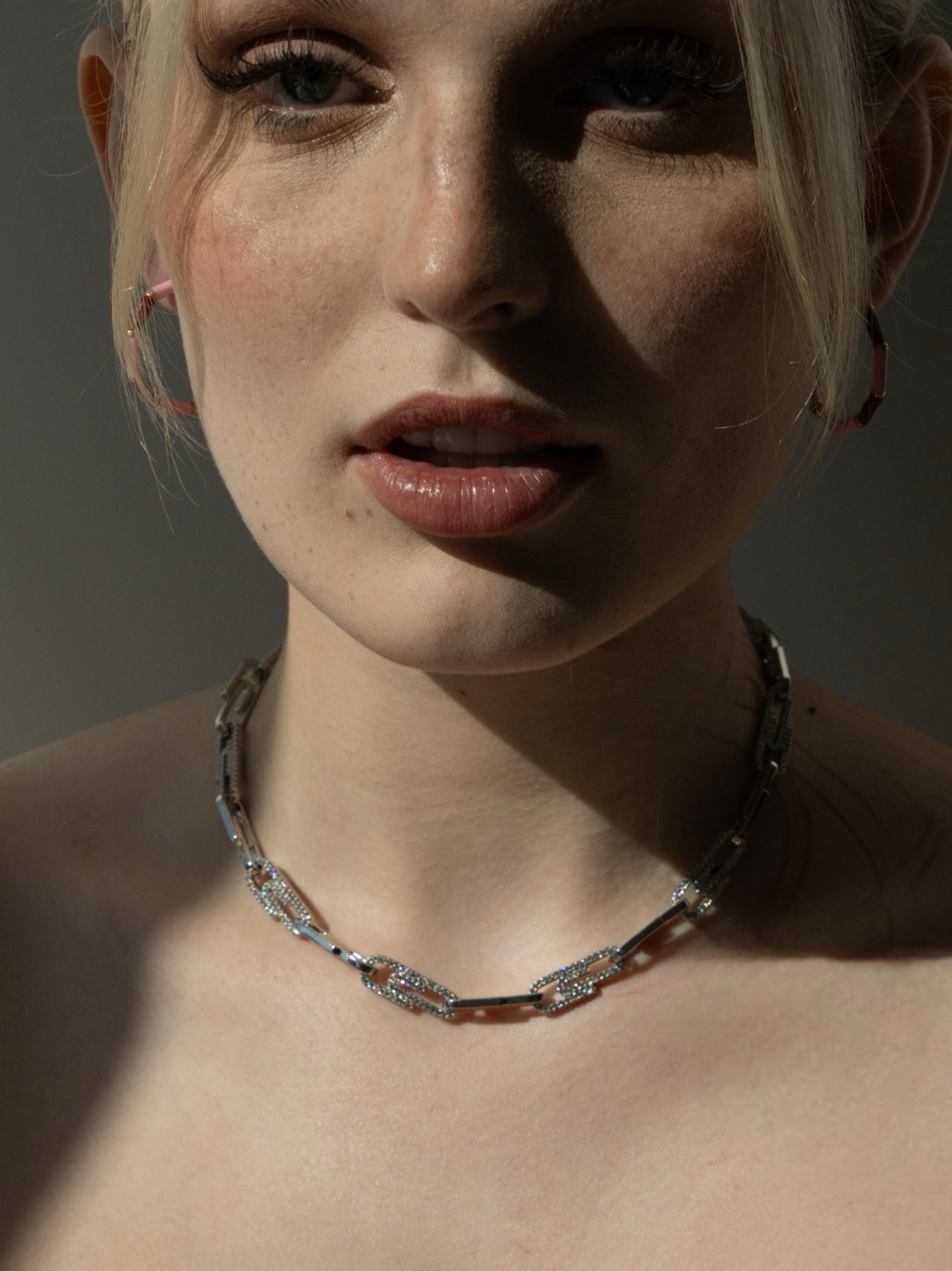 Necklace w/clips in silver