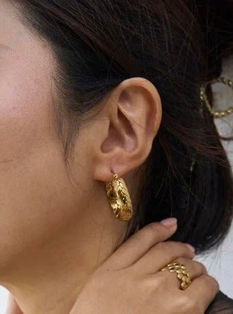 Earrings gold round spike GILTY
