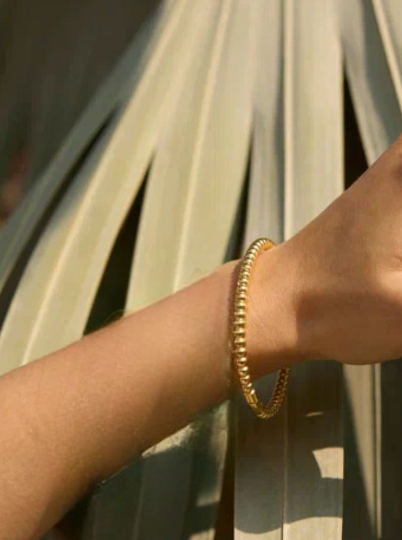 Bracelet mono gold w/round details GILTY