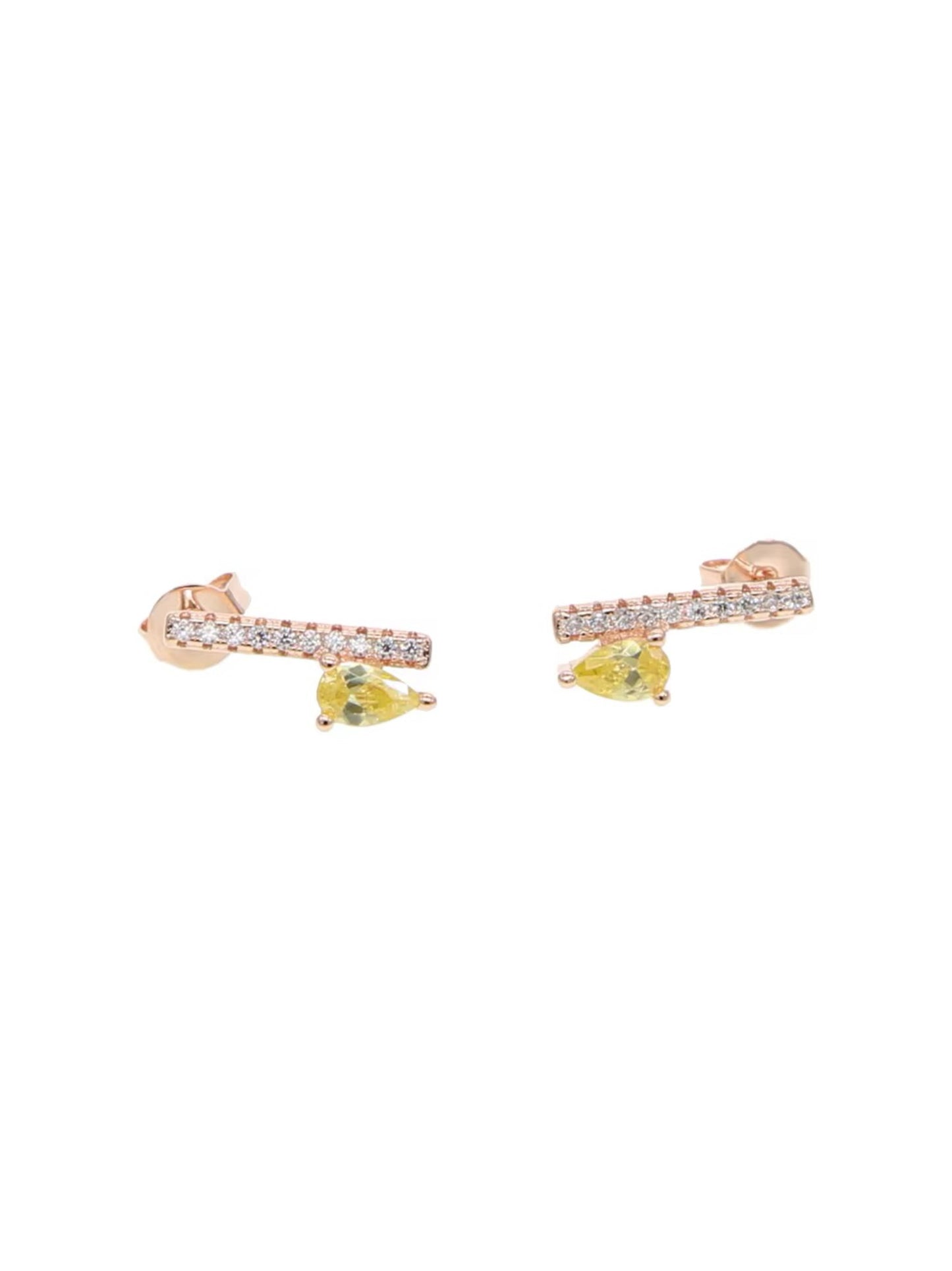 Stud earrings with stones