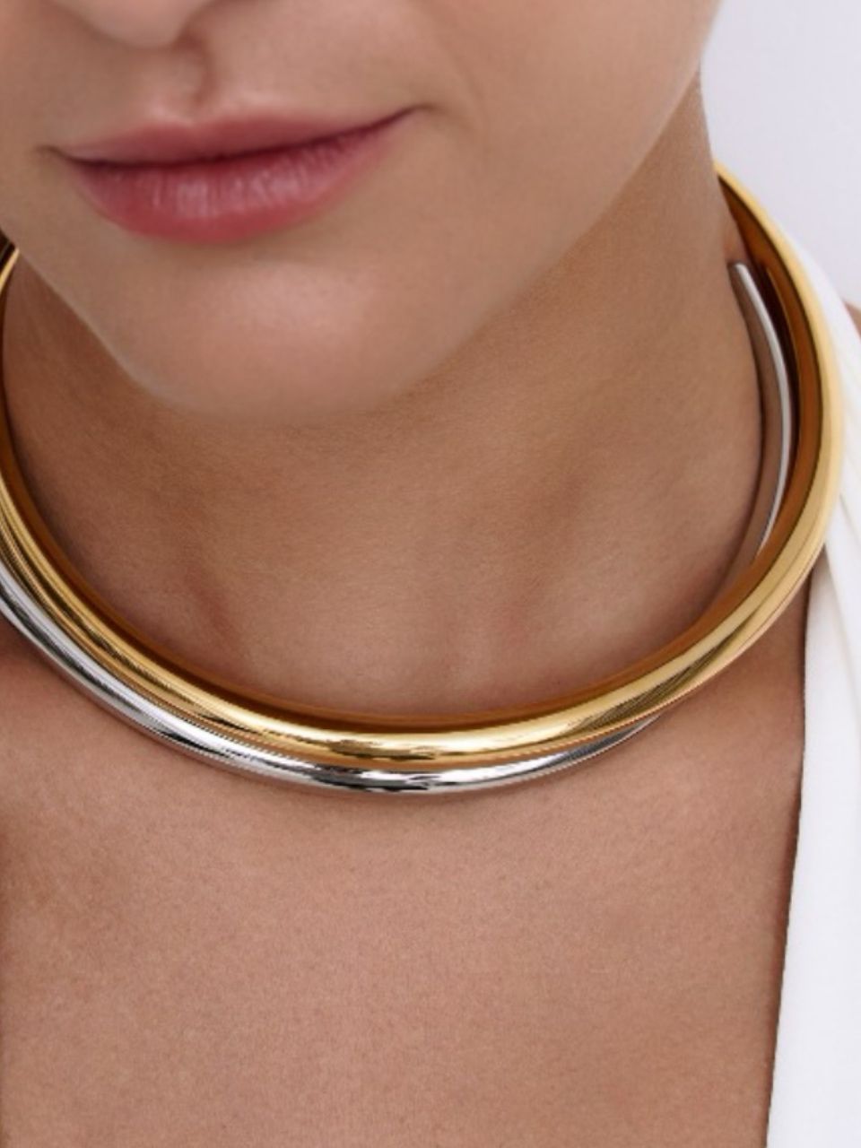 Necklaces gold