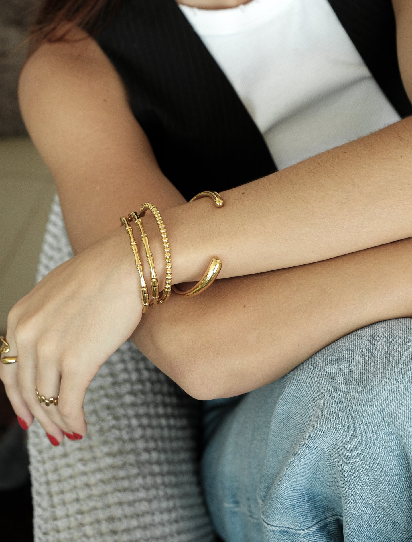 Bracelet mono gold w/round details GILTY