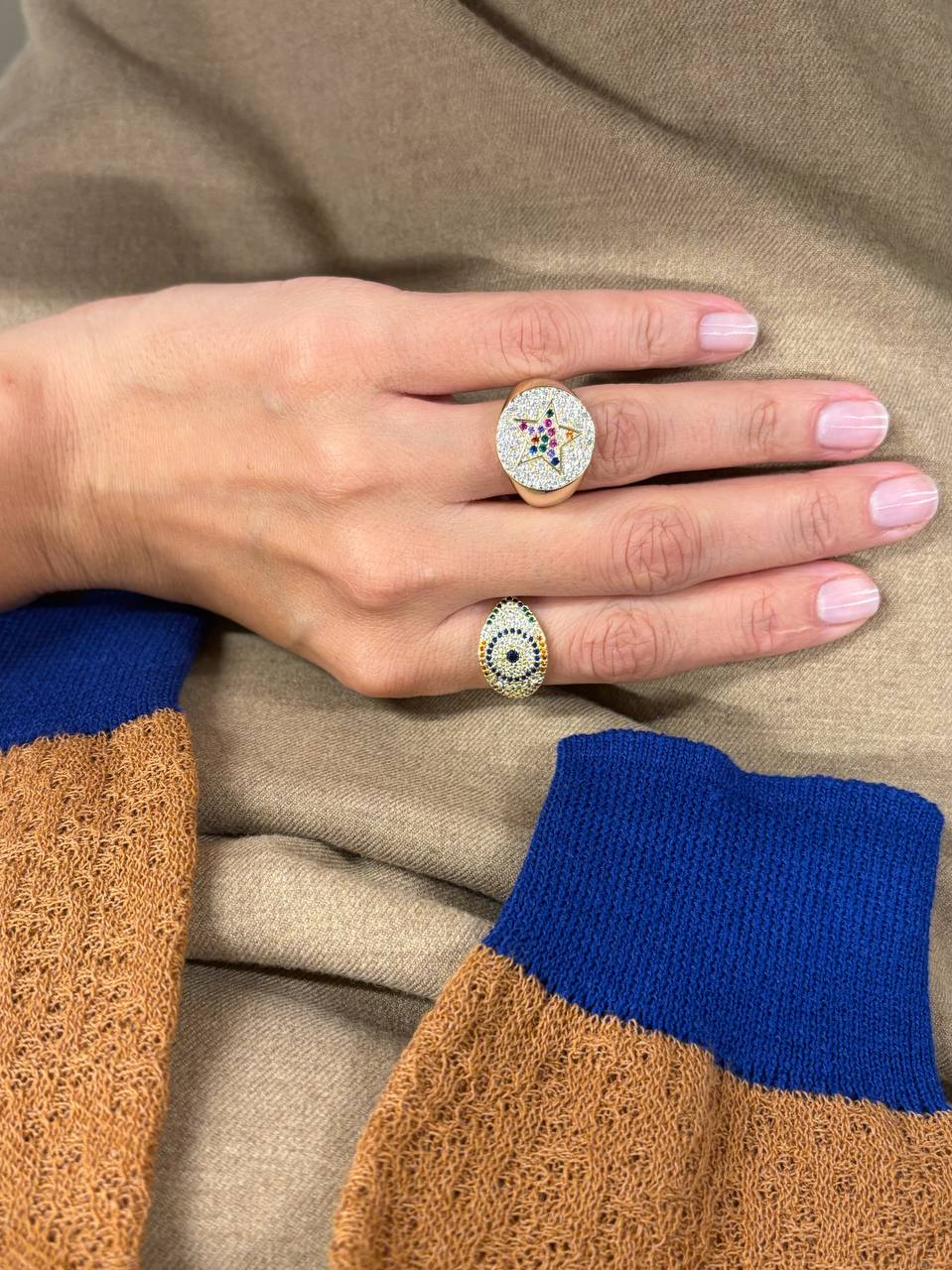 Ring eye w/colorful stones rose gold