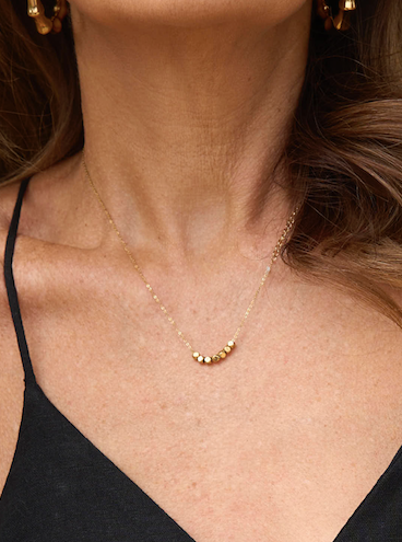 Necklace with small gold details