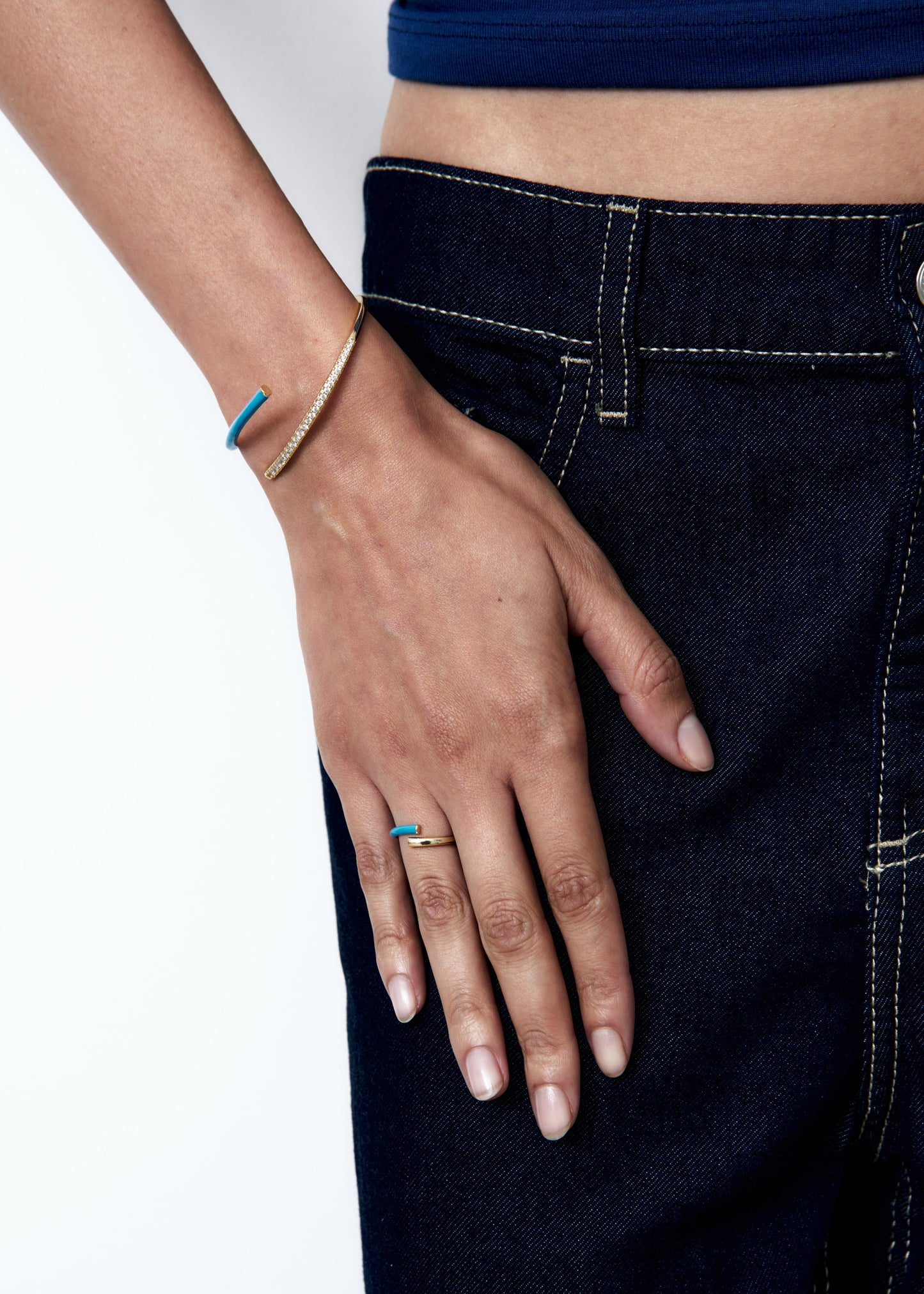 Enamel aquamarine open bracelet w/stones