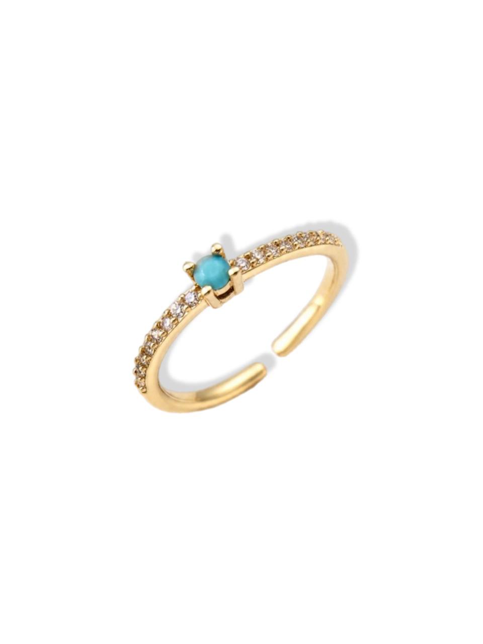 Ring w/blue stone