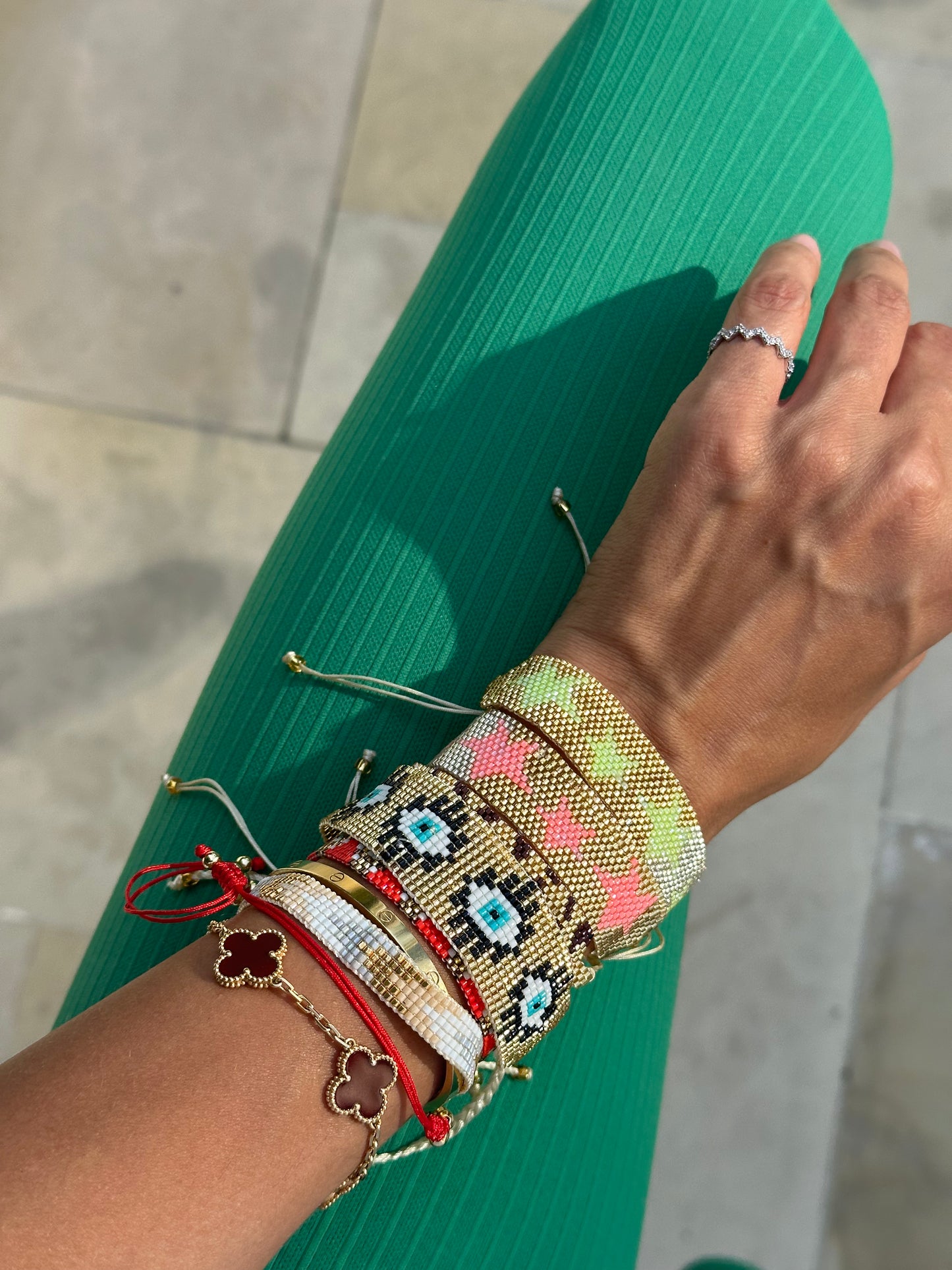 Braided bracelet big 'Stars green'
