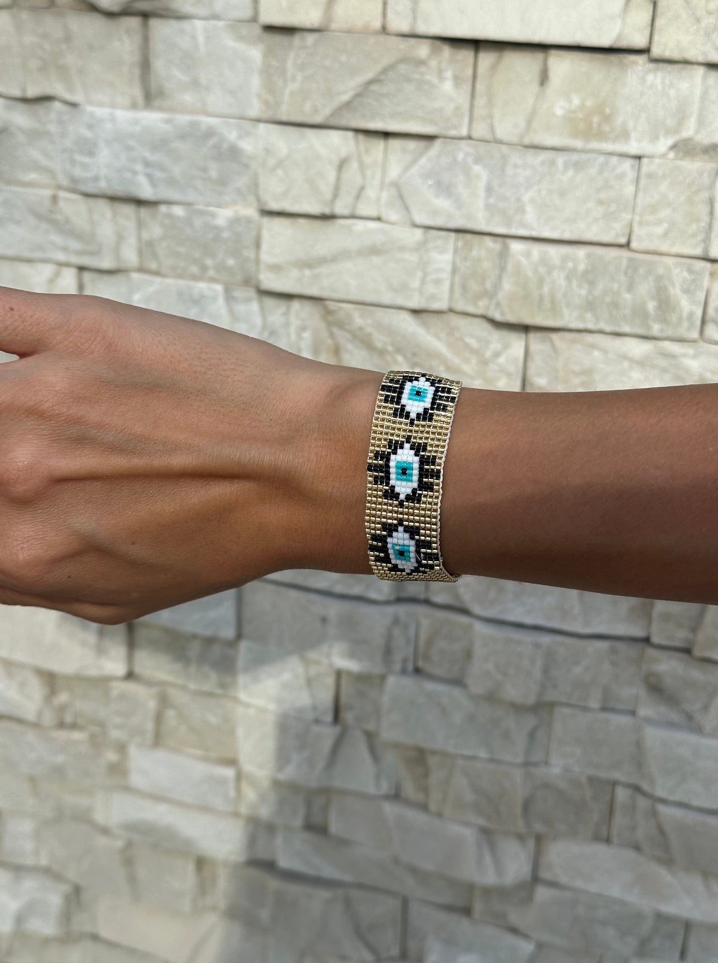 Beaded bracelet big 'Eyes gold' AMIE