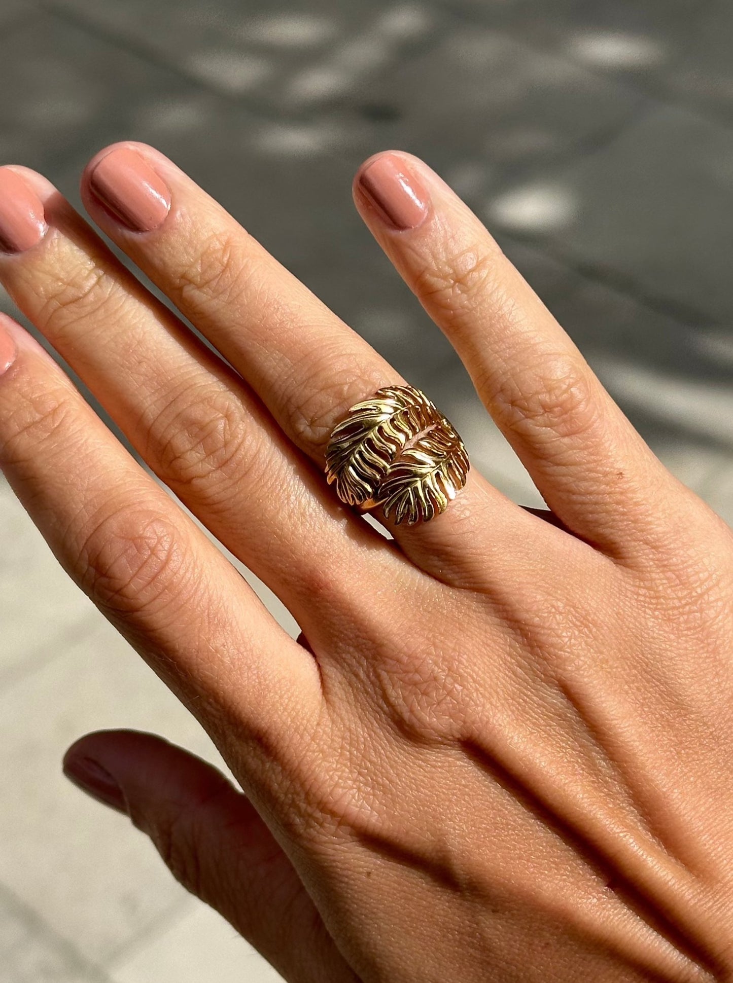 Feather gold ring