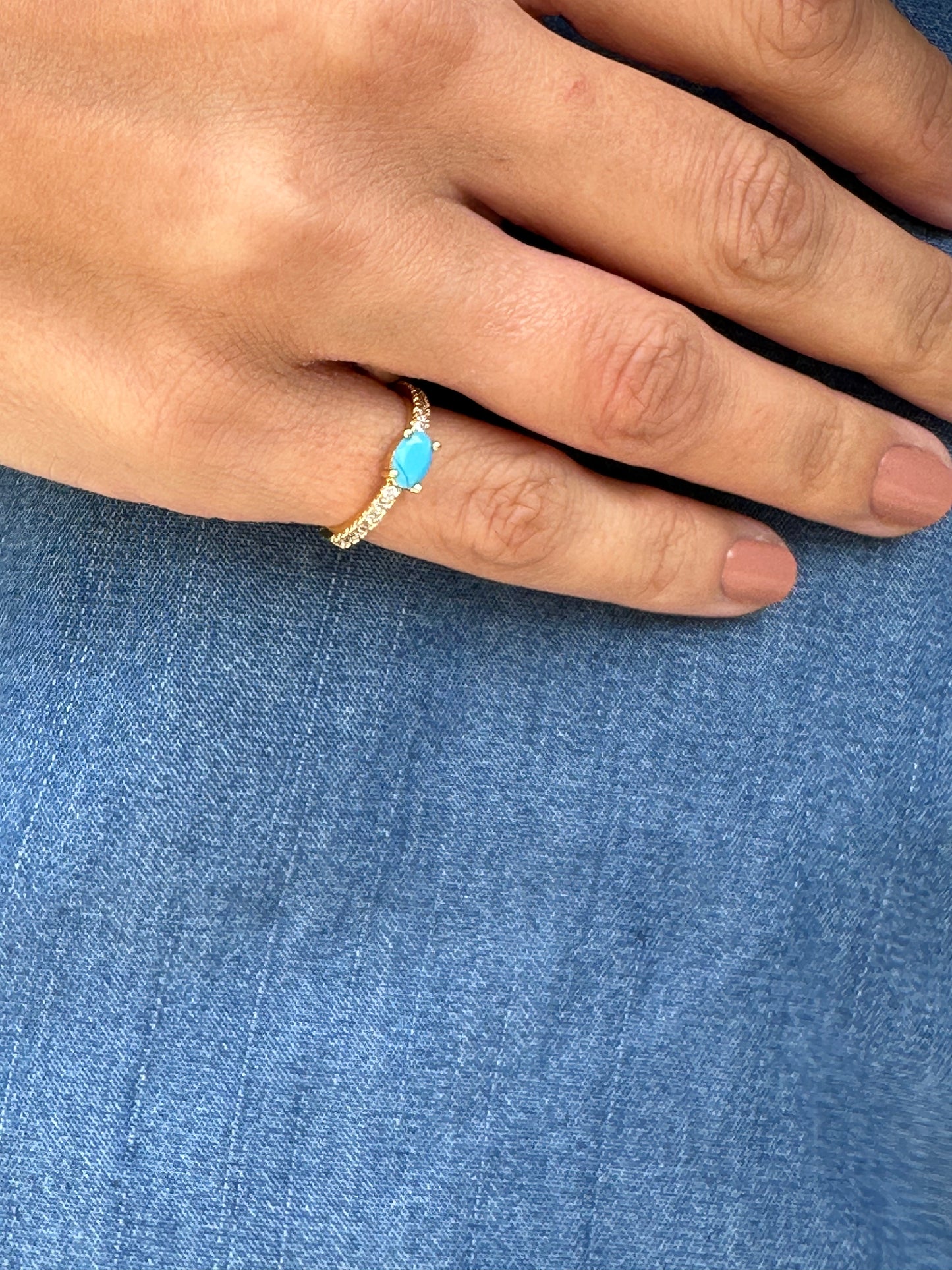 Mini aquamarine stone ring
