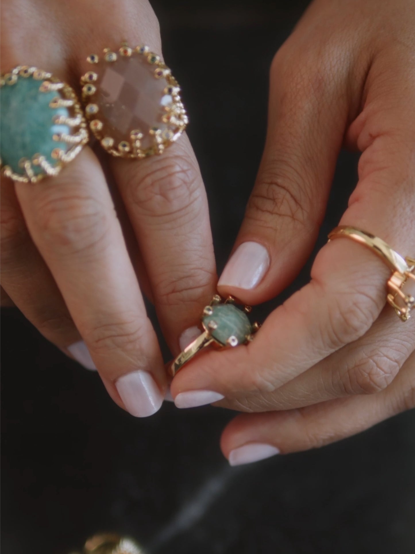 Statement ring w/pink gemstone big