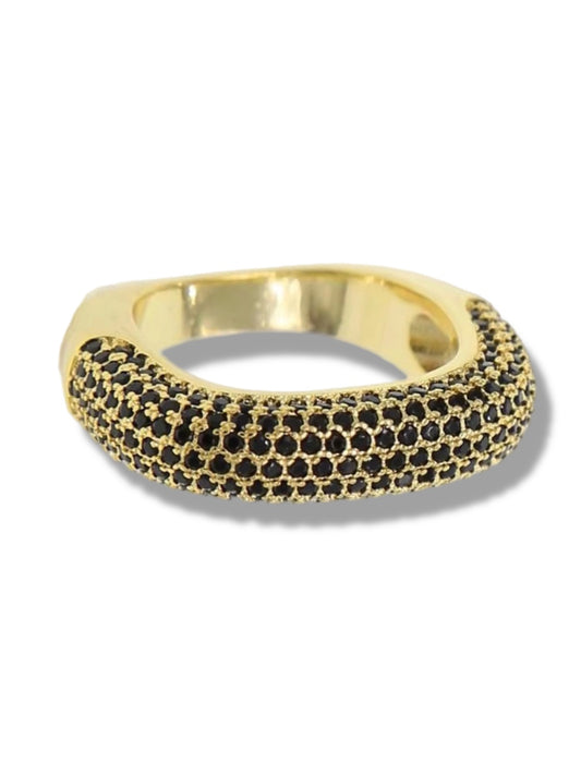 Square ring w/black stones