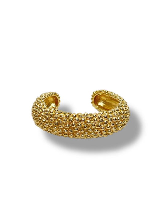 Statement adjustable bracelet w/round details gold