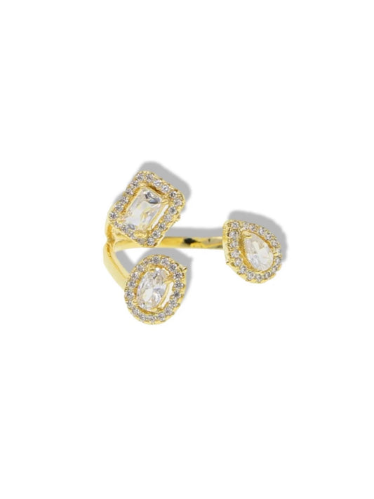 Triple stone gold ring