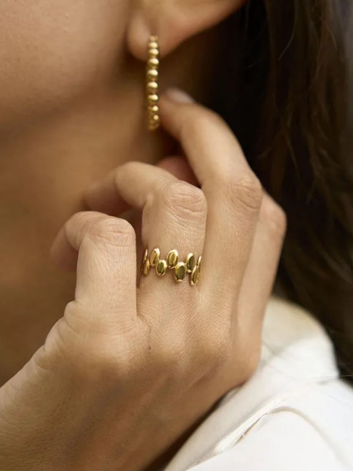 Gold drops ring